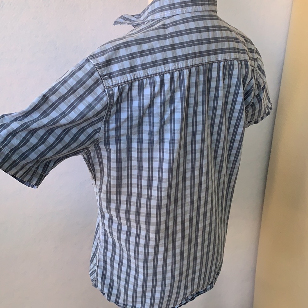 Hollister Plaid Button Down Short Sleeve Shirt - Picture 8 of 10